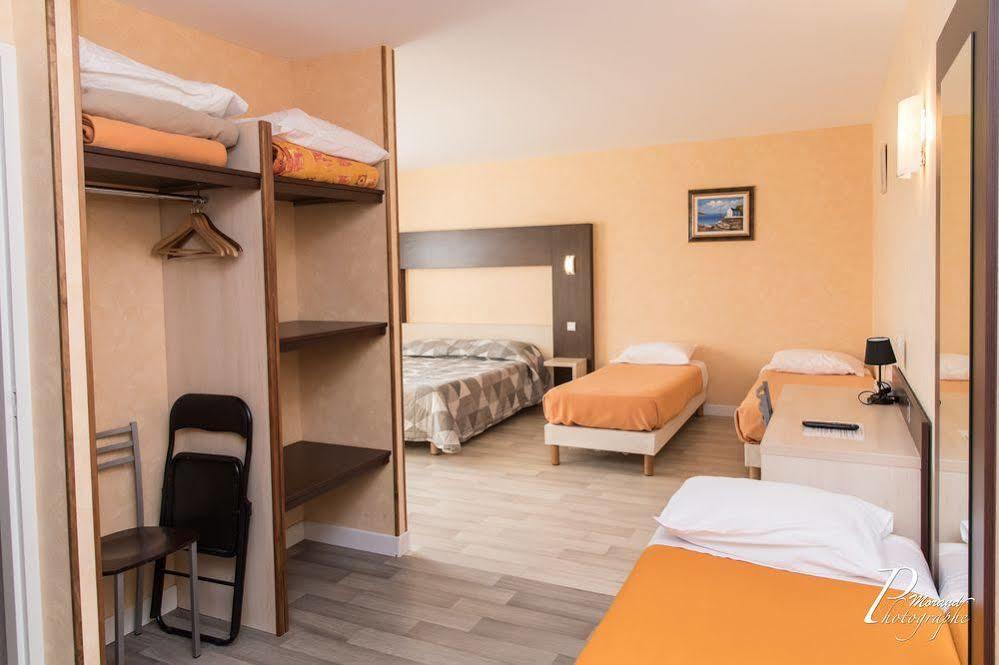 Hotel Azur Saint Junien Cit'Hotel Экстерьер фото